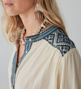 Wandering Beth Star Blouse